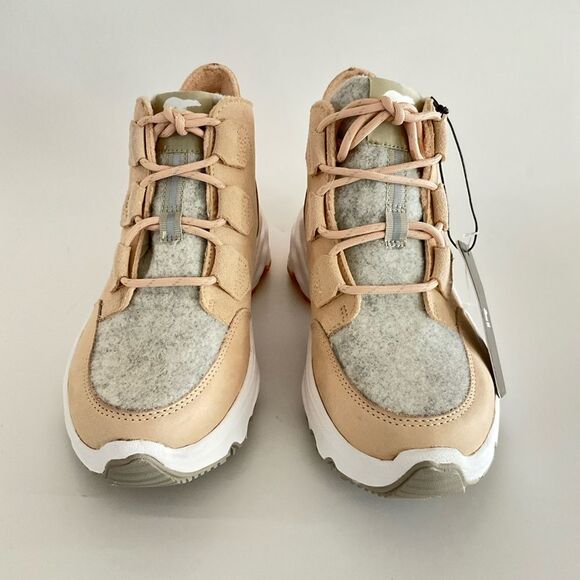 New Sorel Waterproof Caribou Kinetic Breakthru Sneaker Boots Tan Gray 8.5 - Picture 4 of 13